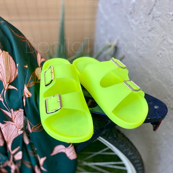 Neon Yellow Translucid Matte Jelly Buckle slides - Picture 3 of 4